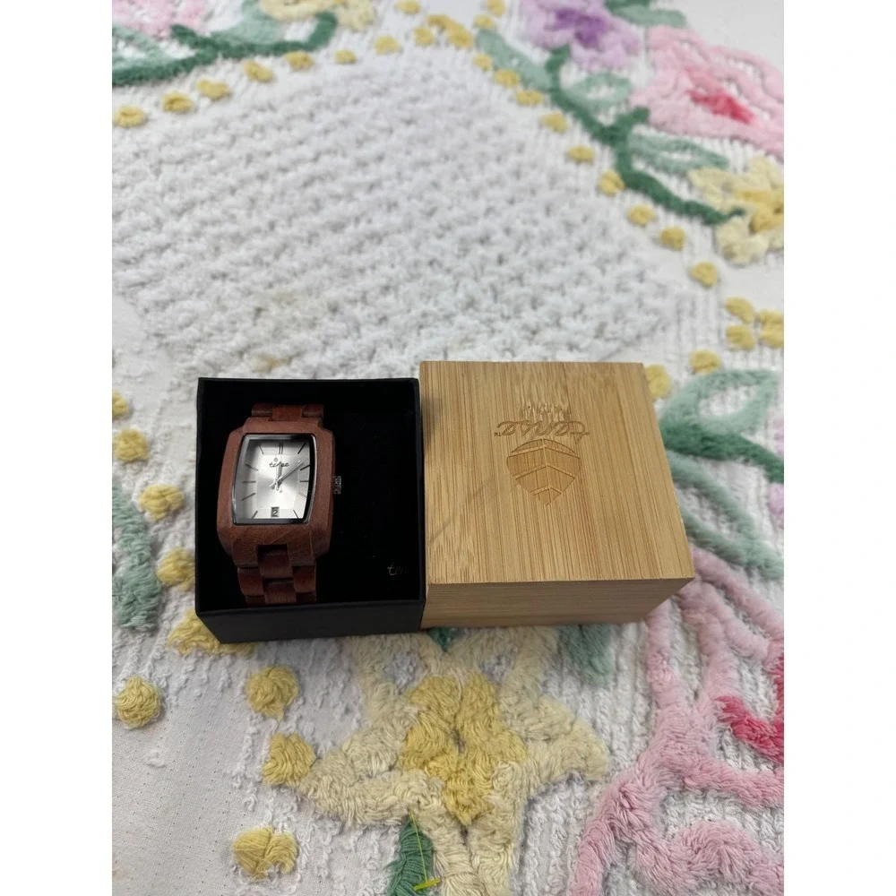 Tense Wood Watch Rectangular Face Silver Dial Date‎ Window Japan Movt